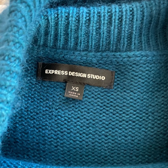 Express sweater - Picture 2 of 5